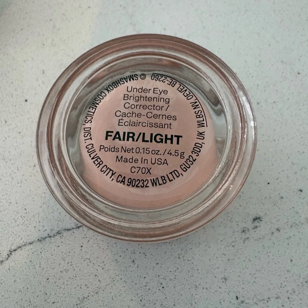 Smashbox Under Eye Brightening Corrector - Fair/Light - Picture 2 of 3
